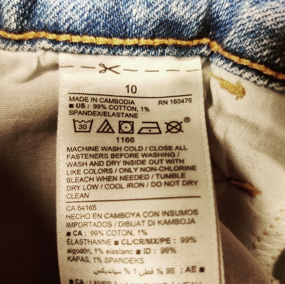 Old Navy light blue denim high rise shorts size 10 - Picture 4 of 4